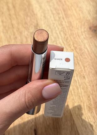 Помада для губ із металевим блиском isamaya metal lip balm