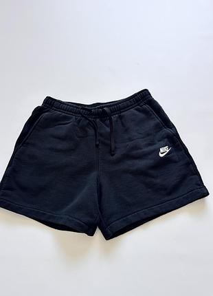 Чорні спортивні шорти від nike