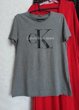 Футболка calvin klein