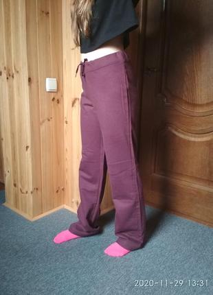 Теплые прямые штаны (брюки) с начесом.1 фото