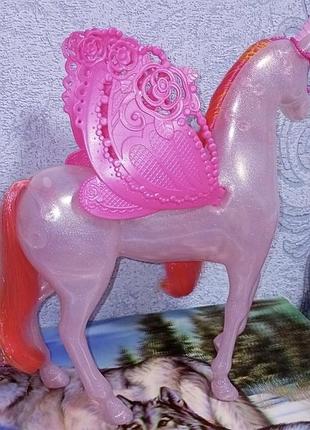 Колекційний перламутровий кінь єдиноріг-пегас барбі mattel 2014 2