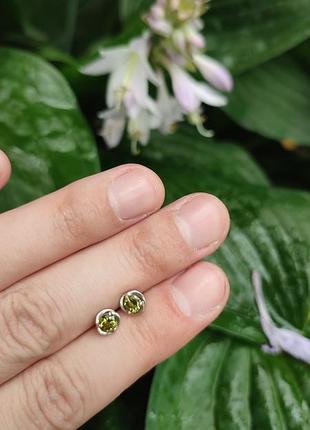 Серьги серебро на закрутках(без одной) 925 проба