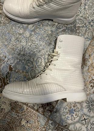Білі боти stuart weitzman, original 3