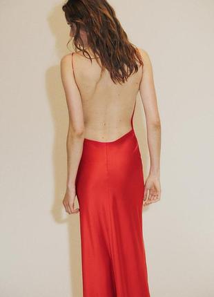 Платье красное длинное с открытой спиной