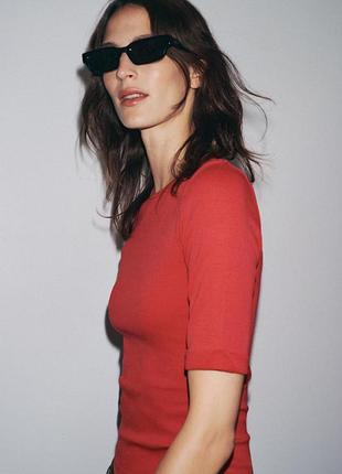 Футболка жіноча червона zara