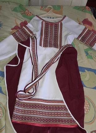 Продам вишите плаття 950 гривень  нове