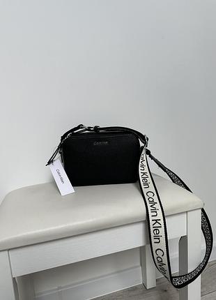 Оригінальна сумочка від calvin klein