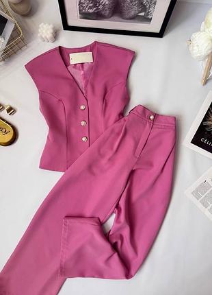Костюм жіночий класичний однотонний жилетка на гудзиках штани вільного крою на високій посадці якісний