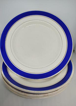 Фаянсовая тарелка 25 см.буды.60-70х годов.