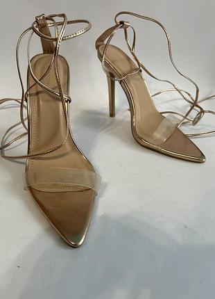 Нові жіночі босоніжки на завʼязках від plt