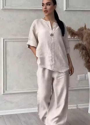 Костюм лляний в кольорах