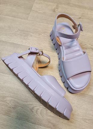 Лёгкие босоножки на платформе plps эко кожа лаванда распродажа акция розпродаж акція