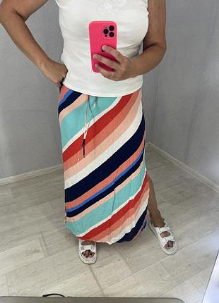 Гарна легка спідниця