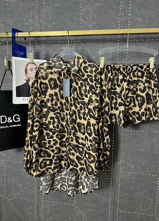 Леопардовый костюм рубашка и шорты