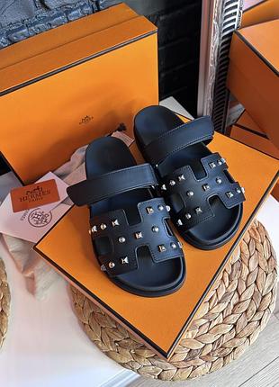 Жіночі чорні босоніжки у стилі ерме! у наявності!