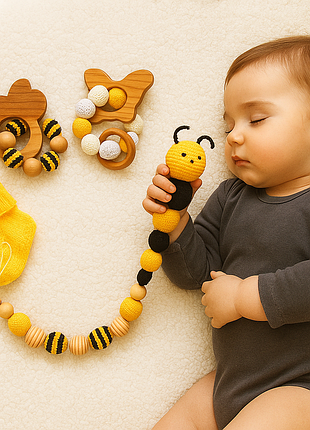 Погремушки для малыша. набор игрушек. подарок новорожденному.