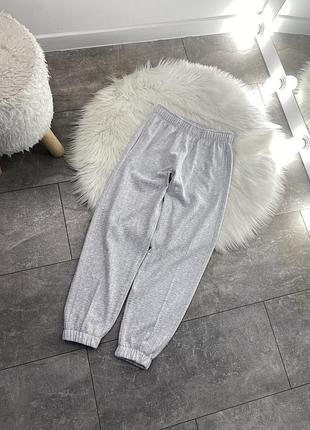 Гарні спортивкм в стрази