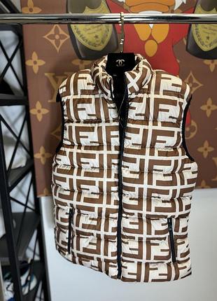 Жіноча жилетка fendi