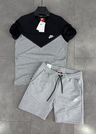 Чоловічий комплект футболка та шорти nike