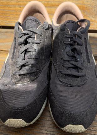 Темно сірі кросівки reebok