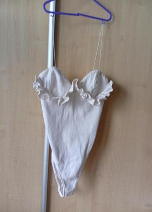 Боди в рубчик на тонких брителях