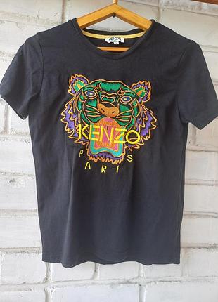 Крутая футболка