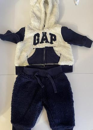 Костюм gap
