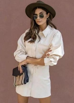Джинсовое мини платье молочного цвета zara