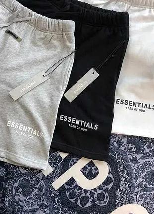Шорти essentials