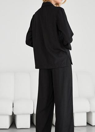 Женский костюм staff