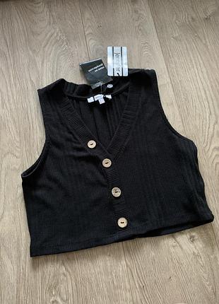 Топ чорний з ґудзиками від jennyfer