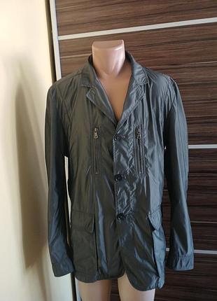 Куртка,пиджак плащ hugo boss