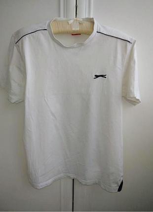 Брендова футболка