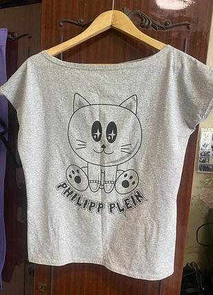 Жіноча футболка на одне плече