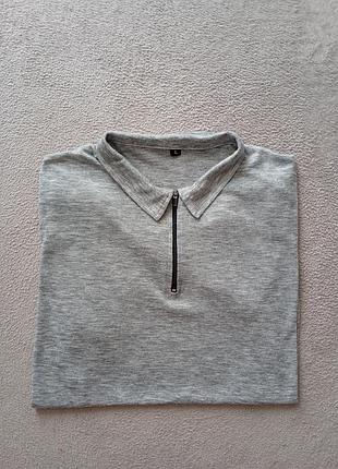 Футболка поло.