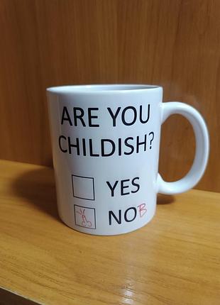 Керамическая чашка с юмором.