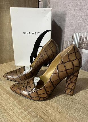 Туфлі nine vest