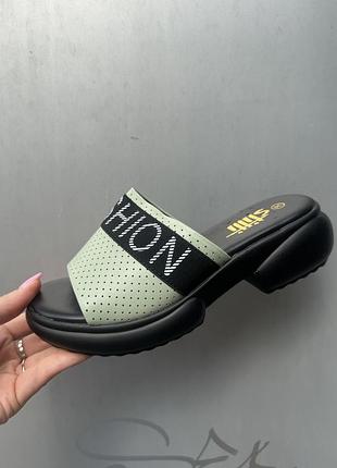 Шльопанці жіночі на платформі / шльопки