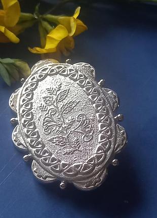 Элегантная, винтажная брошка. англия.