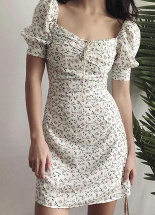 Сукня в квітковий принт