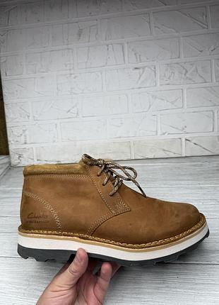 Модные коричневые ботинки clarks waterproof 42-43 размер