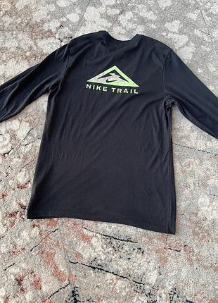 Лонгслив nike trail 2