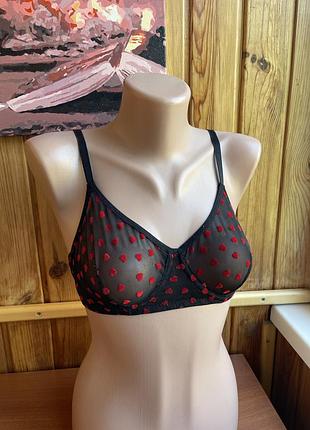 Бюстгальтер бюст прозорий сітка сердця
