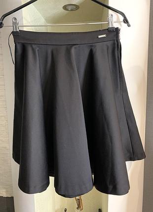 ⚜️❤️guess , чудова спідниця, новий стан