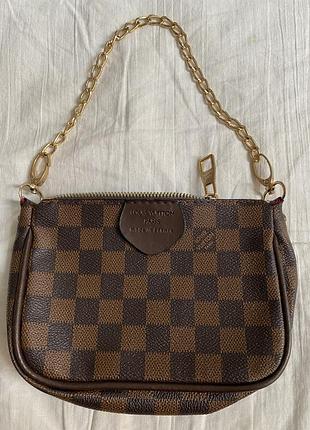 Сумка  louis vuitton новая очень красивая вместительная