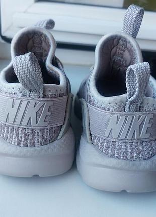 Nike кросівки 9