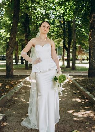 Весільна сукня, сукня на розпис, спідниця і корсет білого кольору