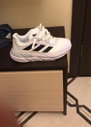 Кросівки адідас