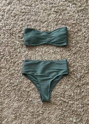 Купальник в рубчик розміру s.