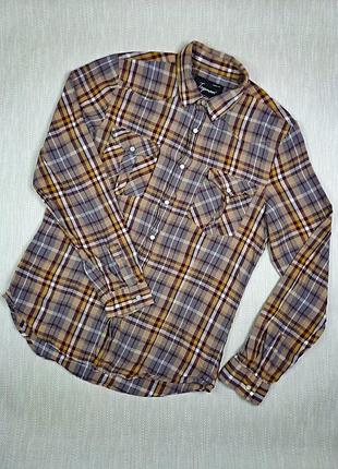 Стильна чоловіча сорочка